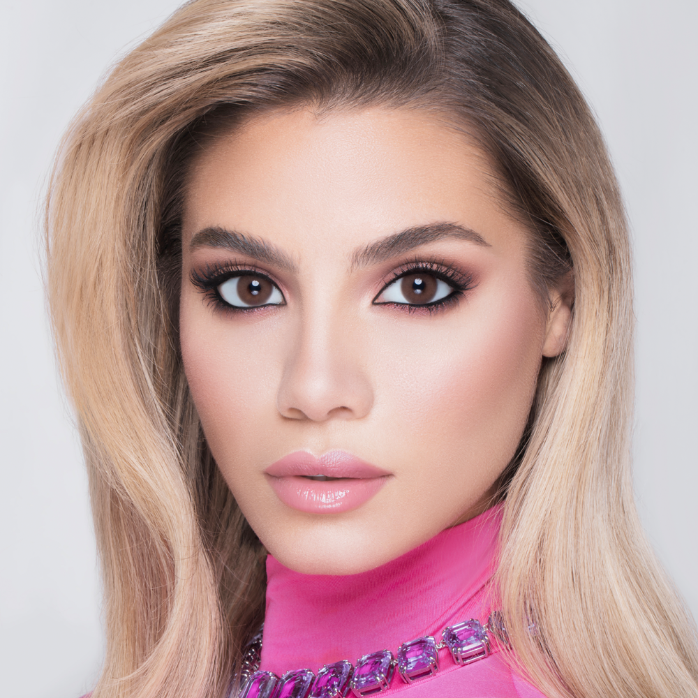 blonde (7407253979183)